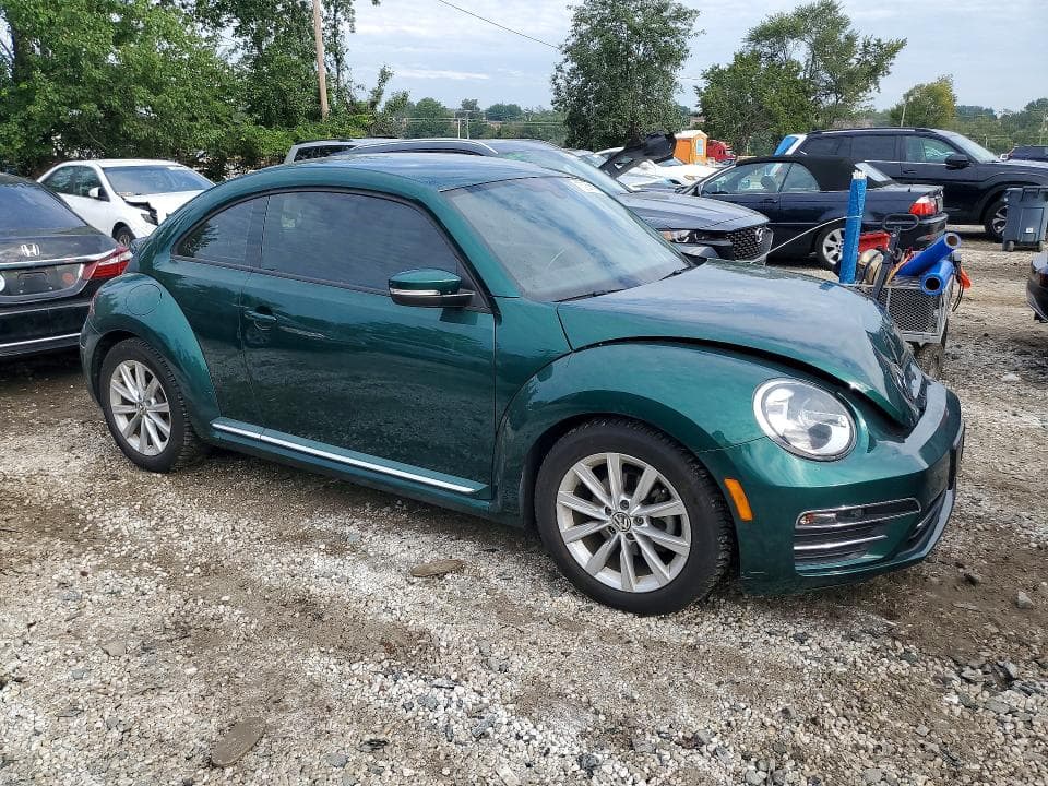 2017 VOLKSWAGEN BEETLE SE 4