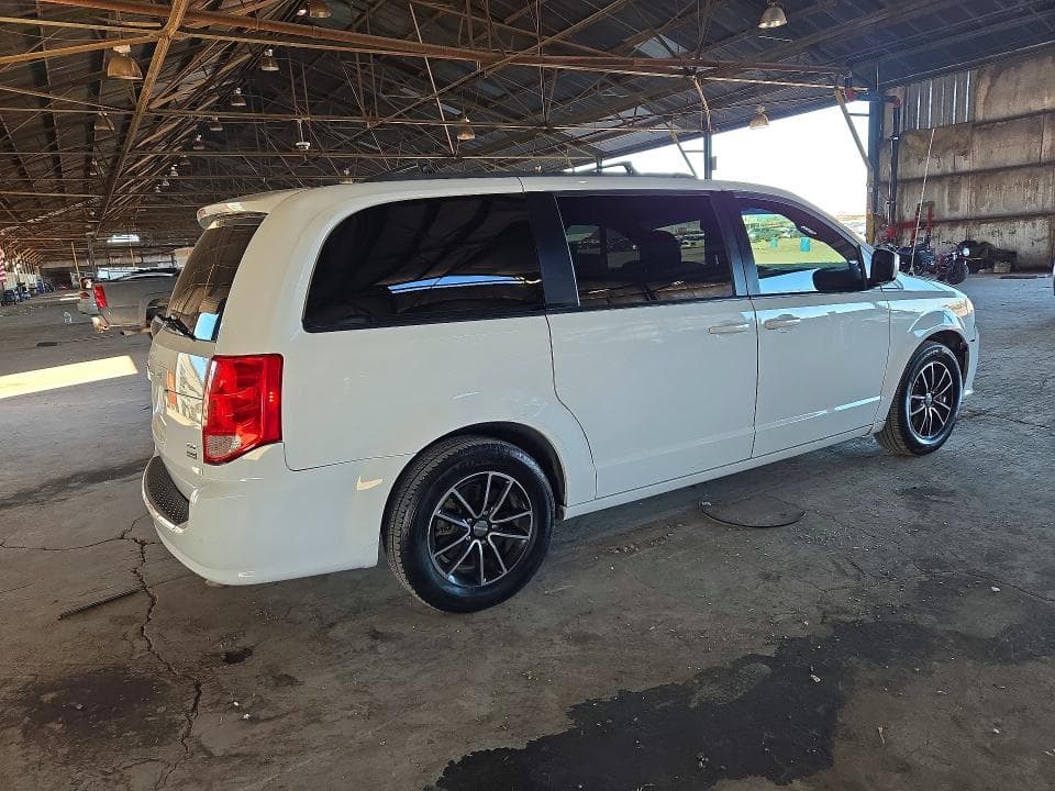 2019 DODGE GRAND CARAVAN GT 3