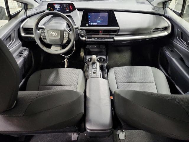 2025 TOYOTA PRIUS LE 8