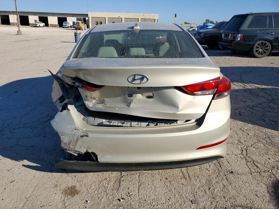 2017 HYUNDAI ELANTRA SE 6