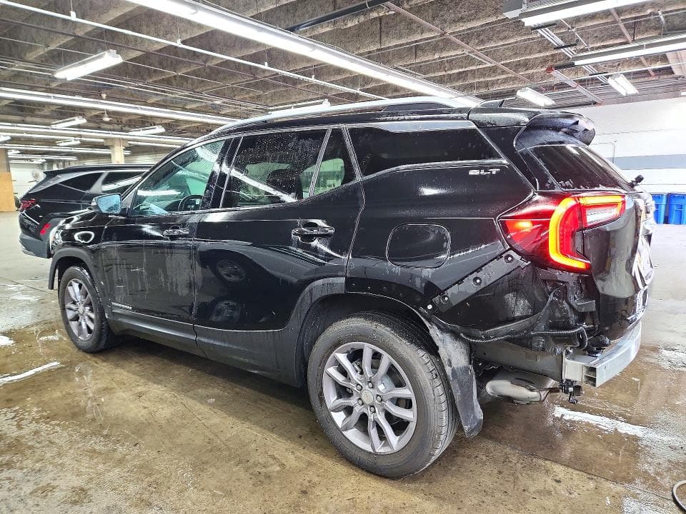 2023 GMC TERRAIN SLT 2