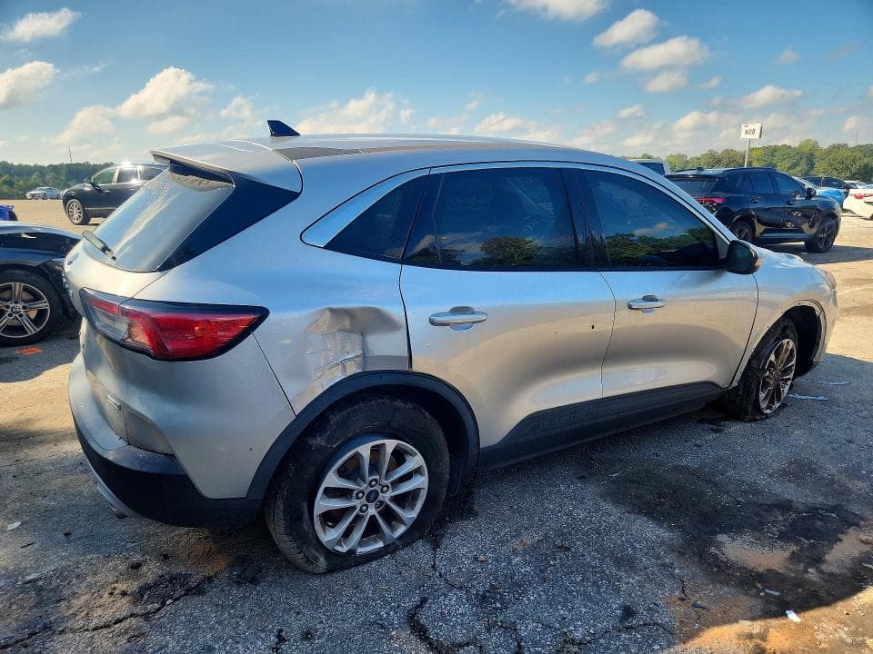 2020 FORD ESCAPE SE 3
