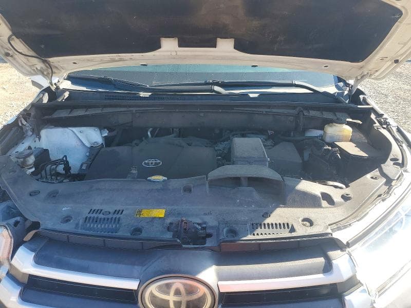 2017 TOYOTA HIGHLANDER LE PLUS 11