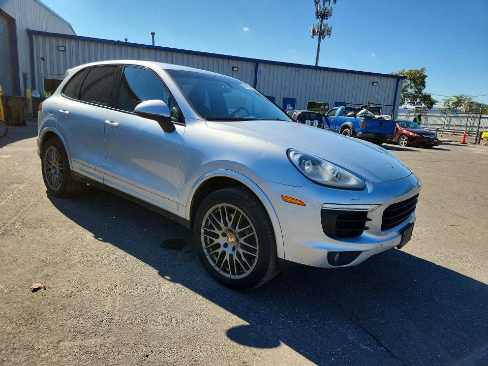 2018 PORSCHE CAYENNE 4