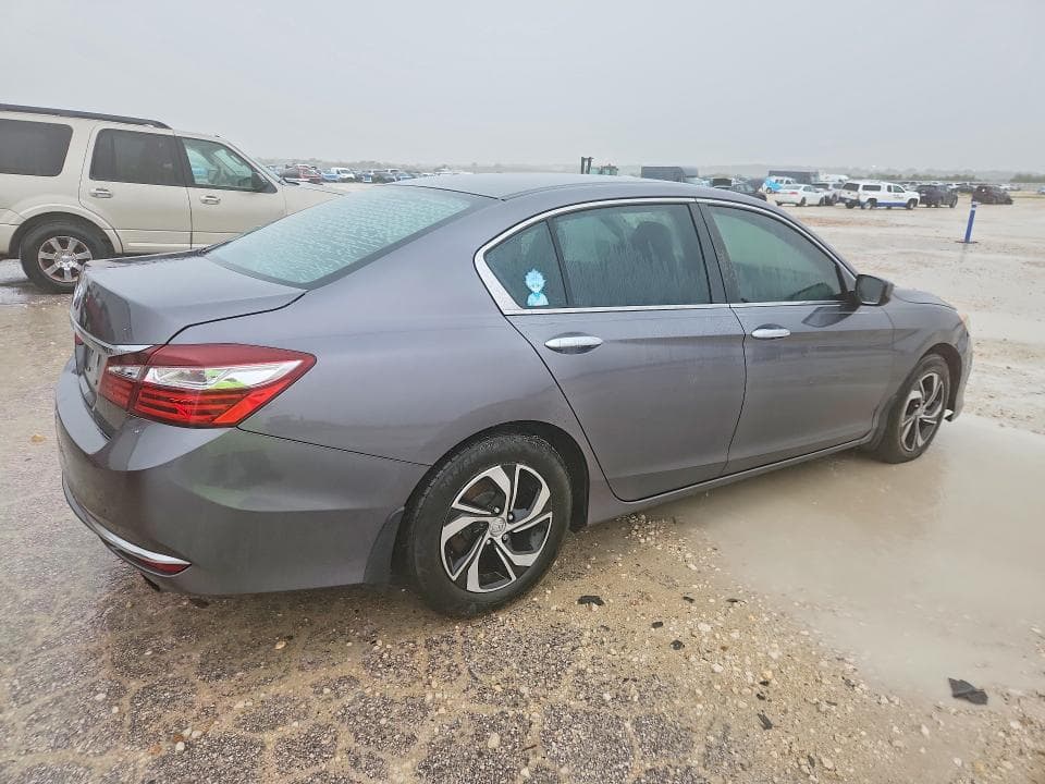 2017 HONDA ACCORD LX 3