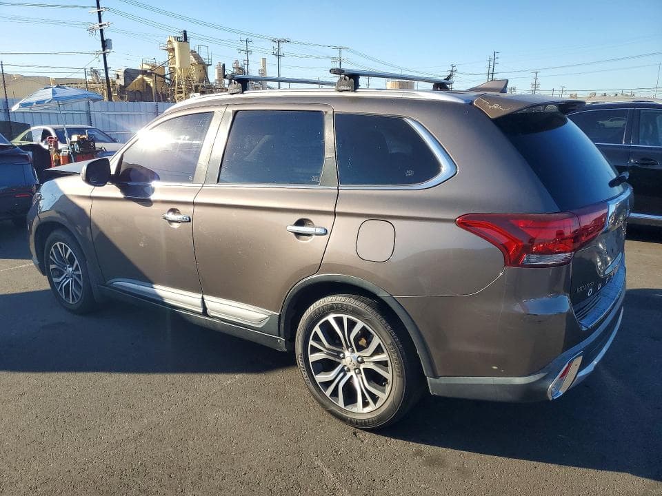 2018 MITSUBISHI OUTLANDER SE 2