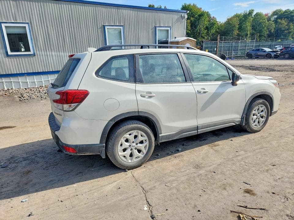 2020 SUBARU FORESTER 3