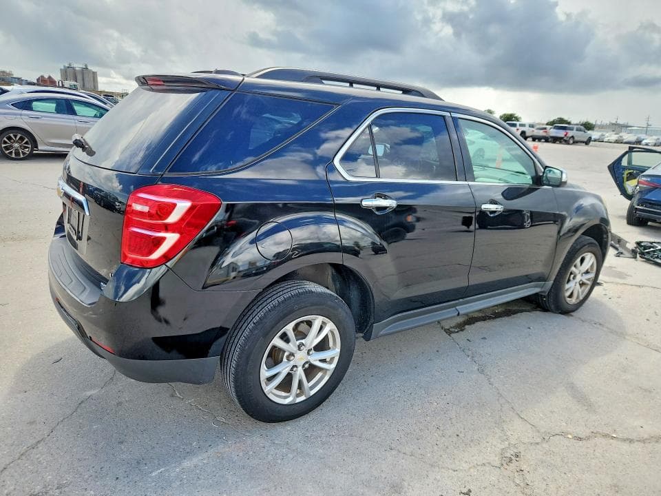 2017 CHEVROLET EQUINOX LT 3