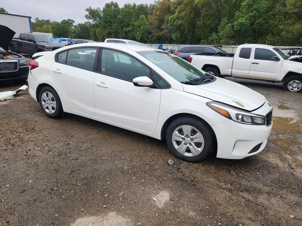2018 KIA FORTE LX 4