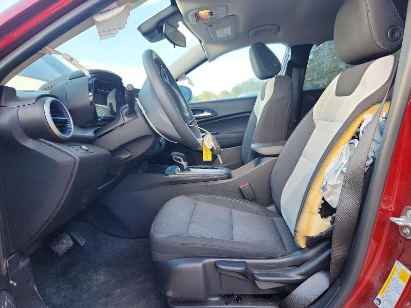 2025 CHEVROLET TRAX LS 7
