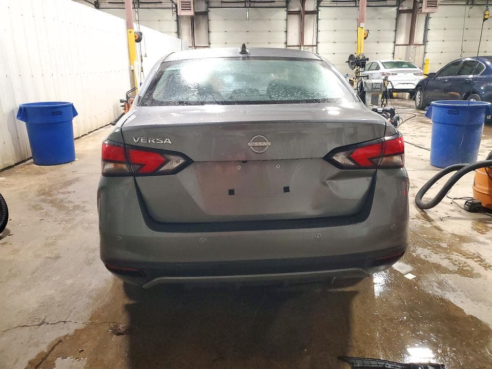 2025 NISSAN VERSA SV 6