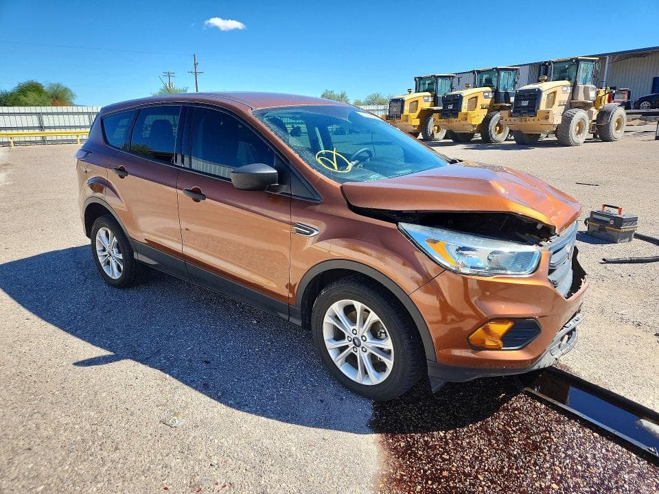 2017 FORD ESCAPE S 4