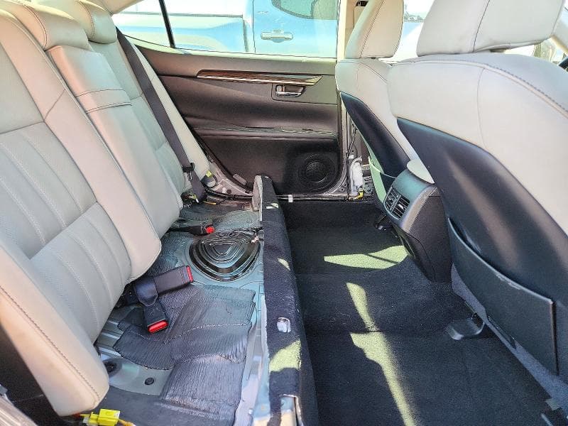 2017 LEXUS ES 300H 10