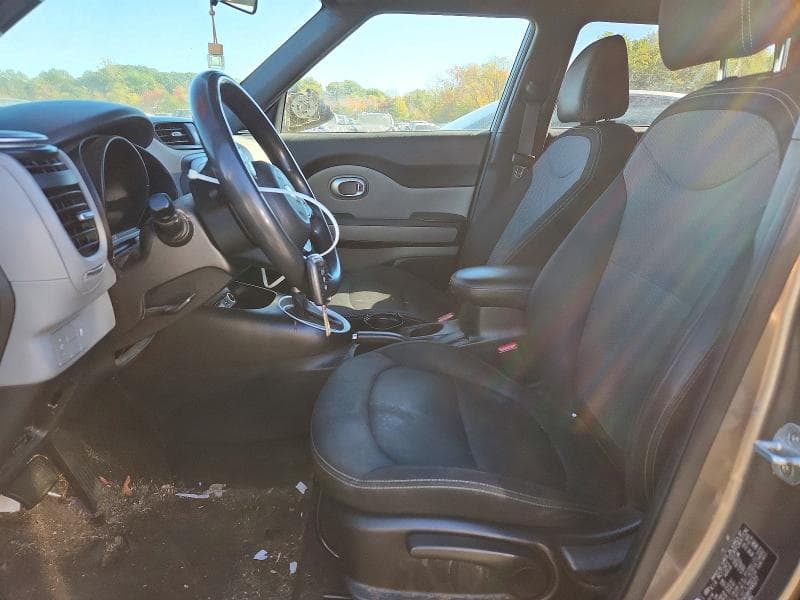 2017 KIA SOUL + 7