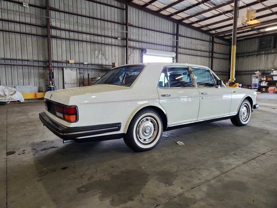 1986 ROLLS-ROYCE SILVER SPIRIT 3