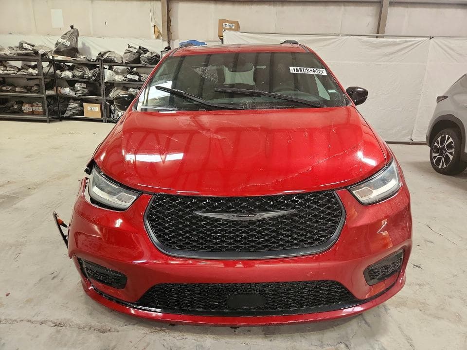2025 CHRYSLER PACIFICA LIMITED 5