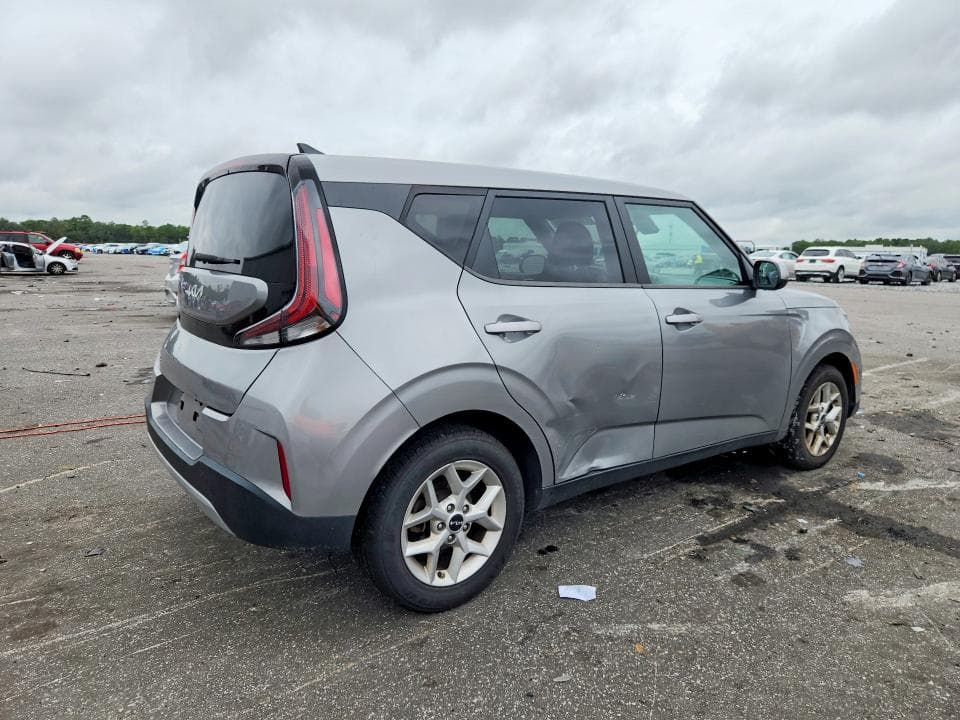 2023 KIA SOUL LX 3