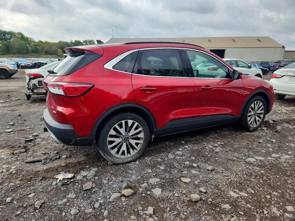 2020 FORD ESCAPE TITANIUM 3