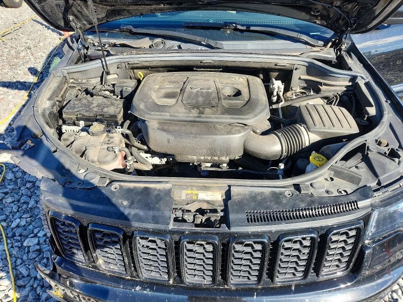 2020 JEEP GRAND CHEROKEE LAREDO 12