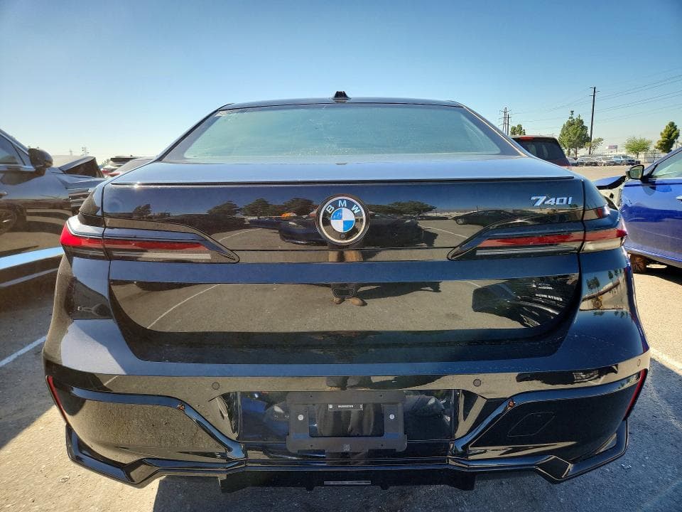 2025 BMW 740 I 6