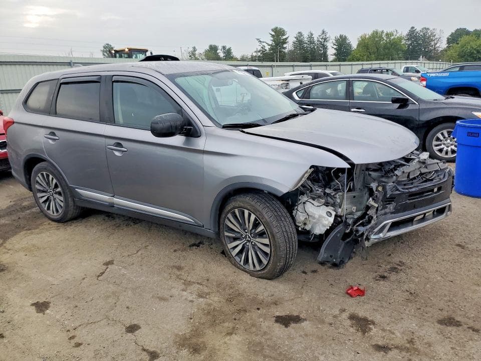 2020 MITSUBISHI OUTLANDER ES 4