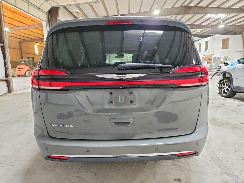 2021 CHRYSLER PACIFICA TOURING L 6