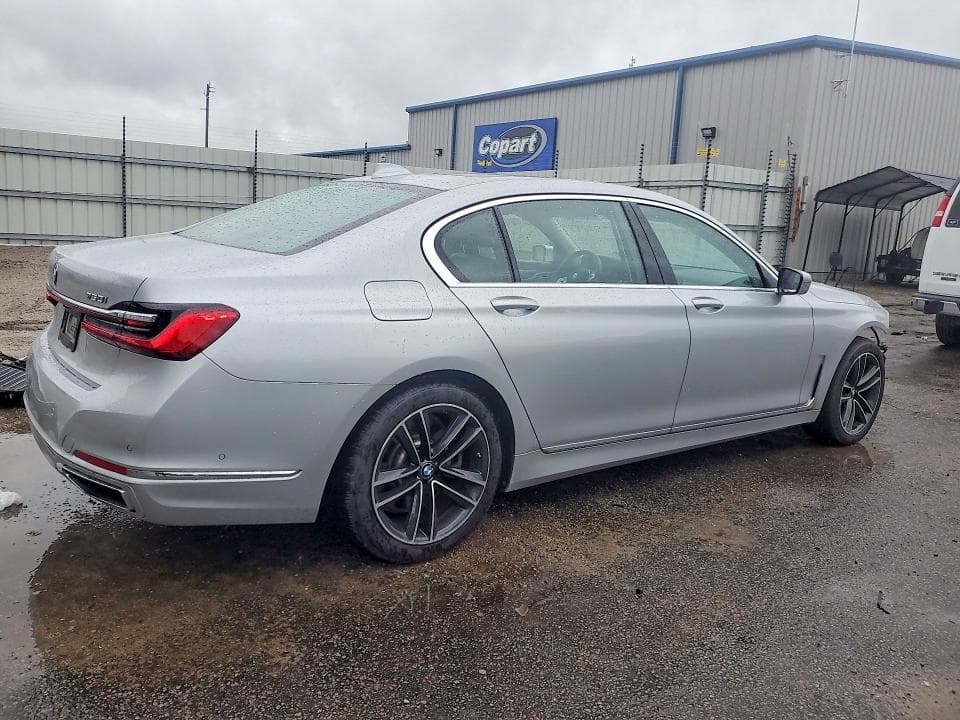 2020 BMW 750 XI 3