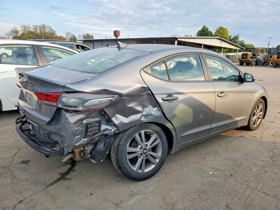 2017 HYUNDAI ELANTRA SE 3