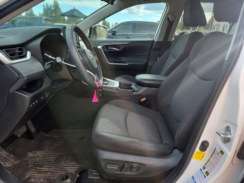 2021 TOYOTA RAV4 XLE 7