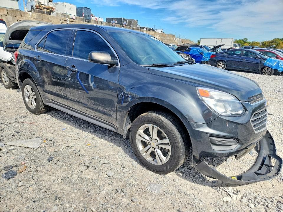 2017 CHEVROLET EQUINOX LS 4