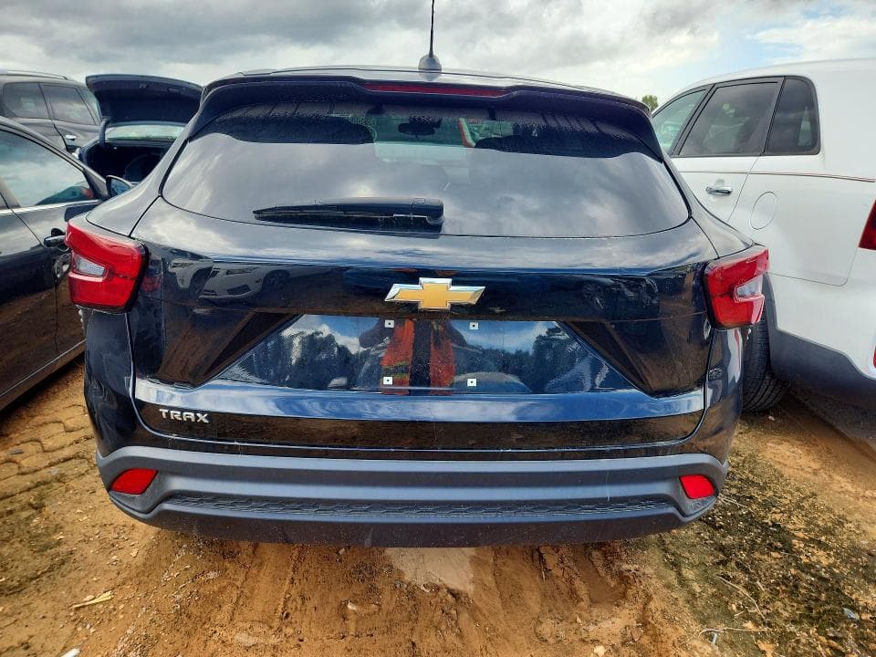 2024 CHEVROLET TRAX LS 6