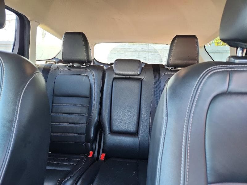2017 FORD ESCAPE TITANIUM 10