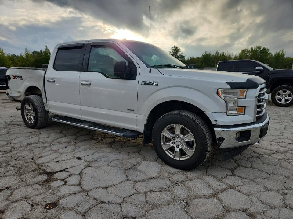 2017 FORD F150 SUPERCREW 4