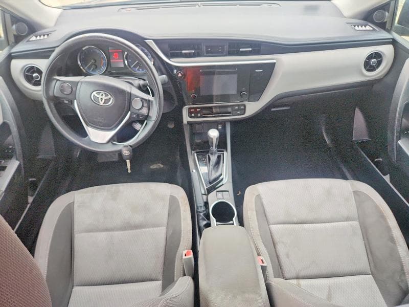 2017 TOYOTA COROLLA LE 8