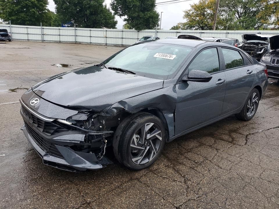 2025 HYUNDAI ELANTRA SEL SPORT
