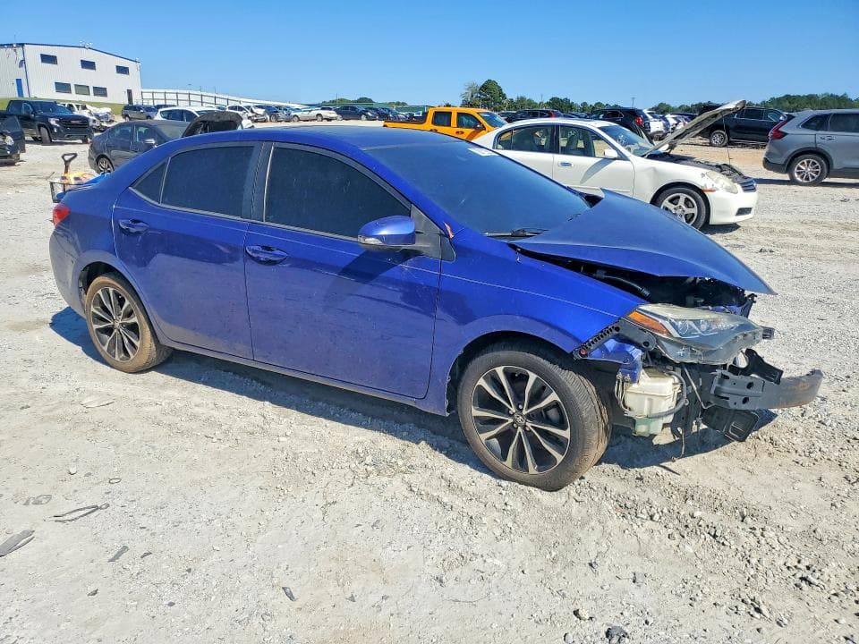 2018 TOYOTA COROLLA SE 4