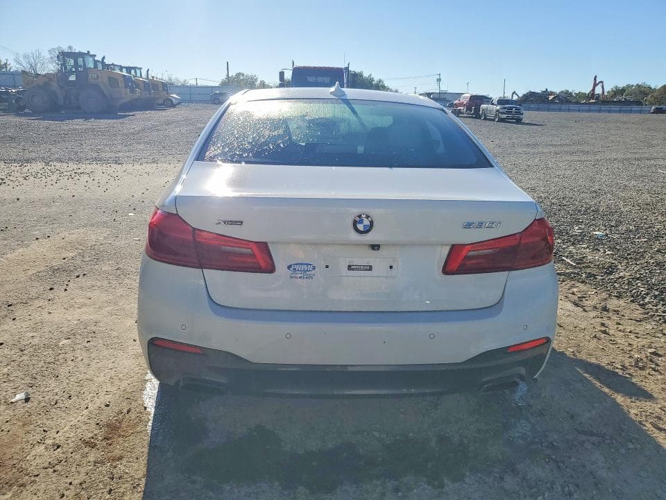 2017 BMW 530 XI 6