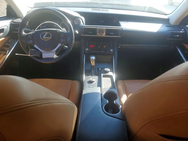 2017 LEXUS IS 200T 8