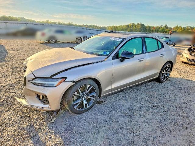 2024 VOLVO S60 PLUS
