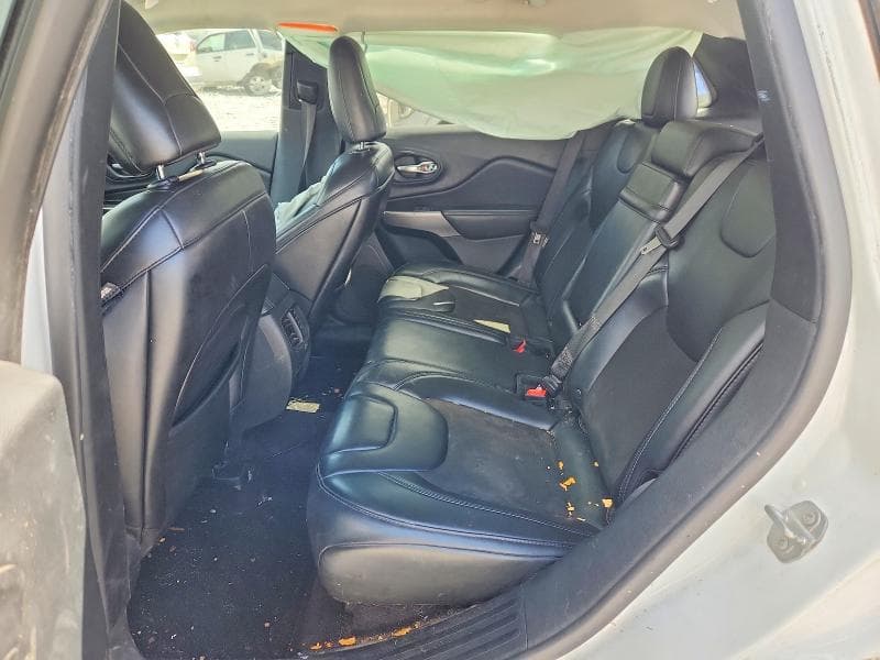 2019 JEEP CHEROKEE LATITUDE PLUS 11