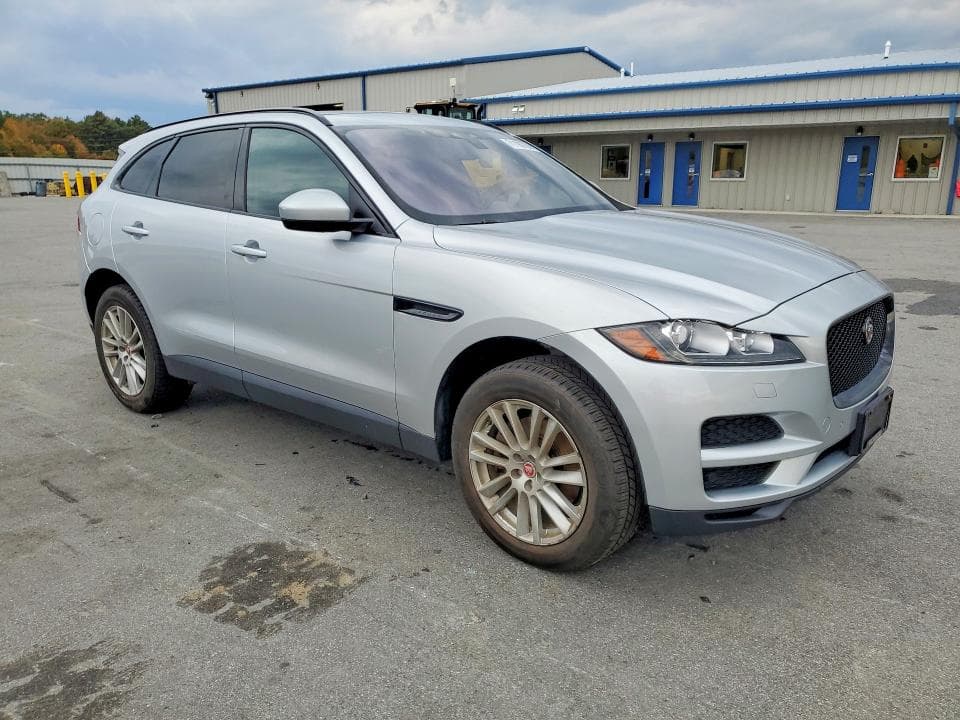 2017 JAGUAR F-PACE PRESTIGE 4