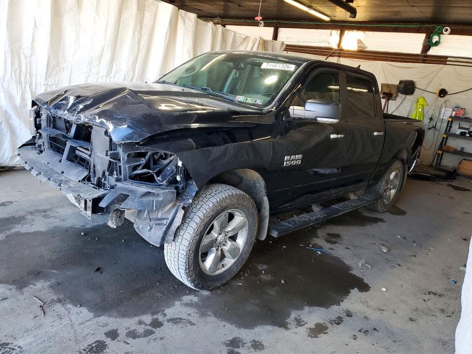 2017 RAM 1500 SLT - 1