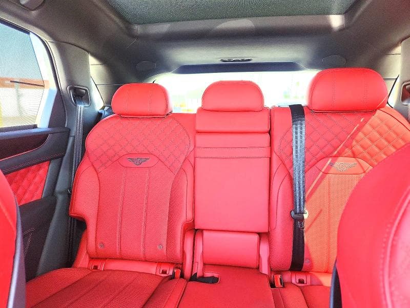 2023 BENTLEY BENTAYGA 10