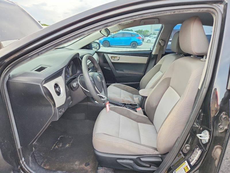 2018 TOYOTA COROLLA LE 7
