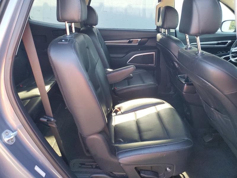2020 KIA TELLURIDE S 11