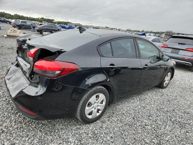 2017 KIA FORTE LX 3