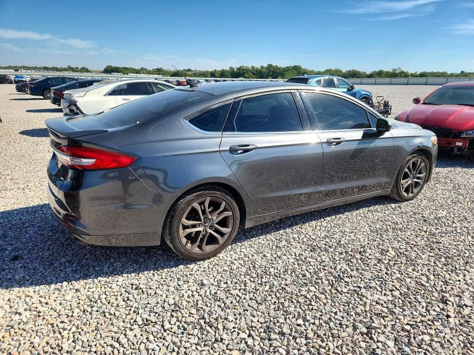 2017 FORD FUSION 4D SE 3
