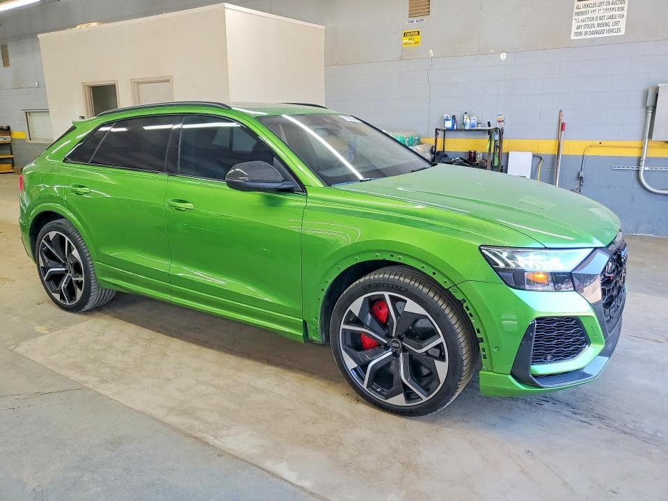 2022 AUDI RS Q8 4