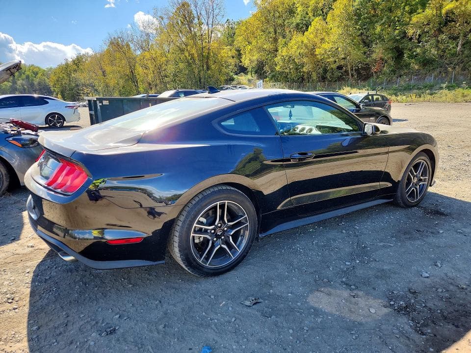 2021 FORD MUSTANG 3