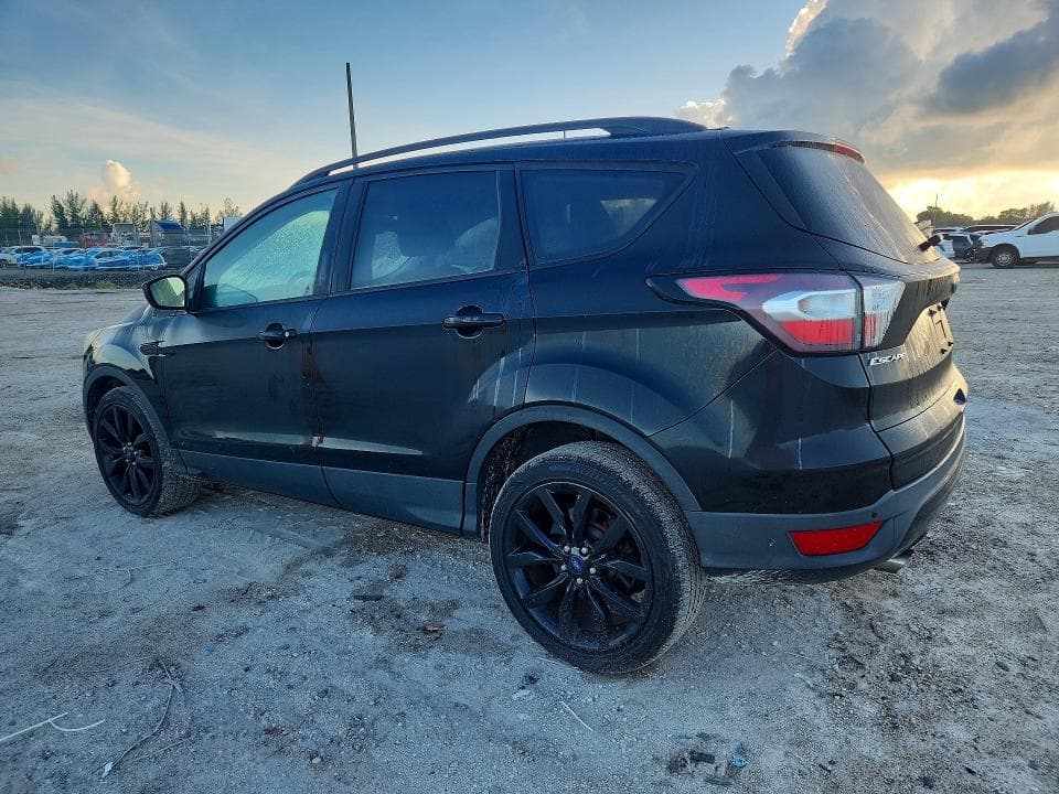2017 FORD ESCAPE SE 2